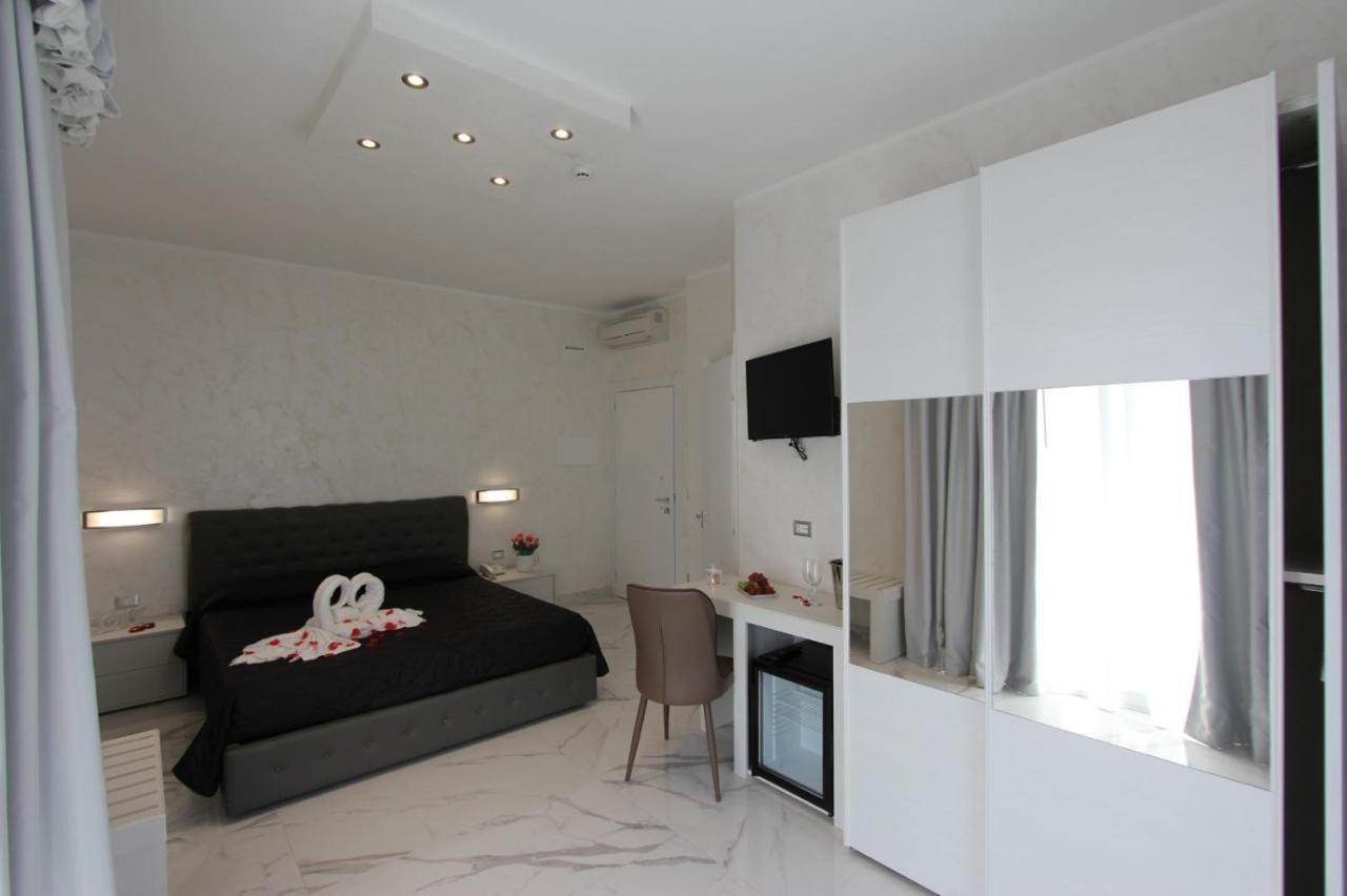 Hotel Presidente Porto Cesareo Exterior foto